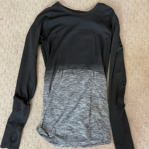 Lululemon long sleeve fitted athletic shirt - Picture 2 of 5